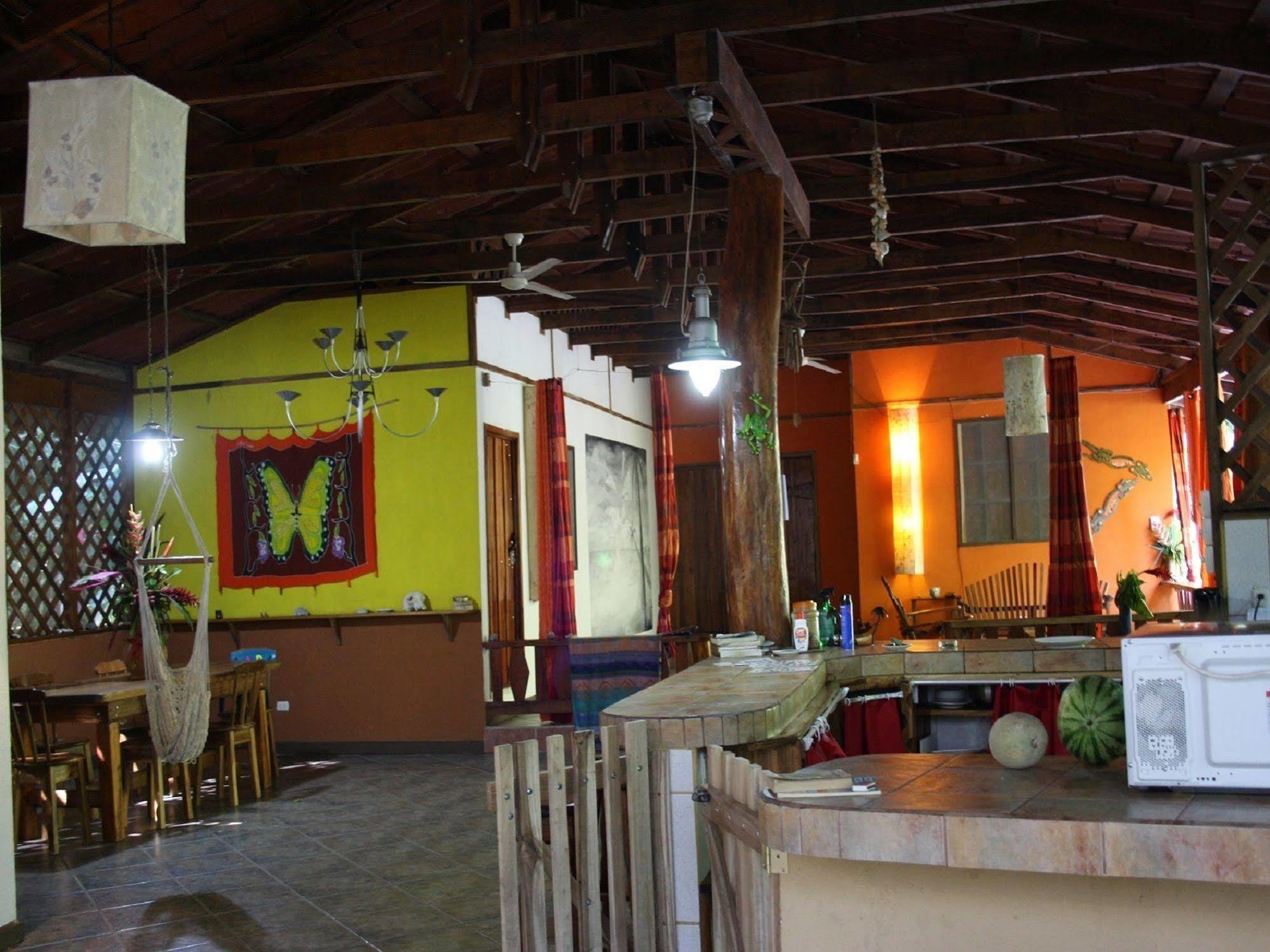 Casa Moabi Acomodação com café da manhã Cocles Exterior foto